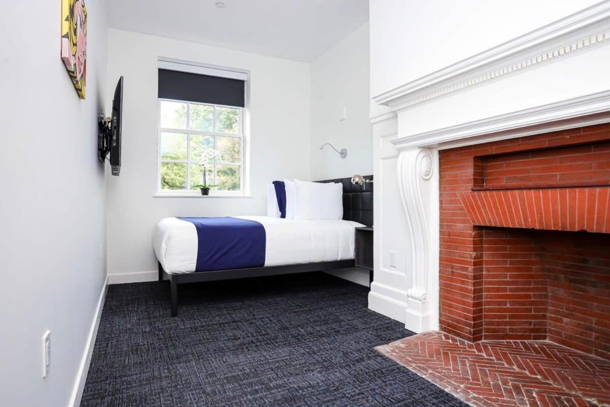Stylish Hotel Room In Boston'S Fenway - Unit #107 Bagian luar foto