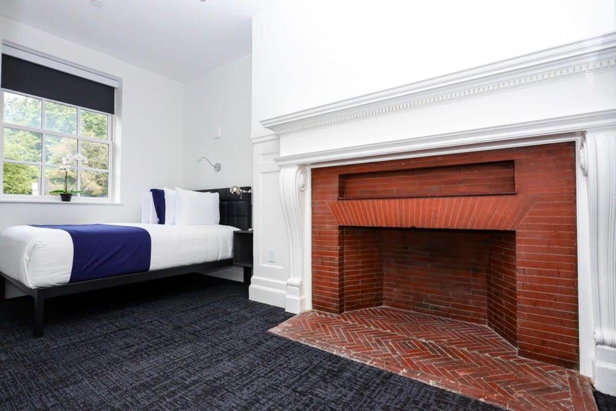 Stylish Hotel Room In Boston'S Fenway - Unit #107 Bagian luar foto